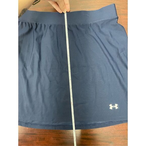 Under Armour Navy Heatgear Skirt- Size Medium - Picture 3 of 6